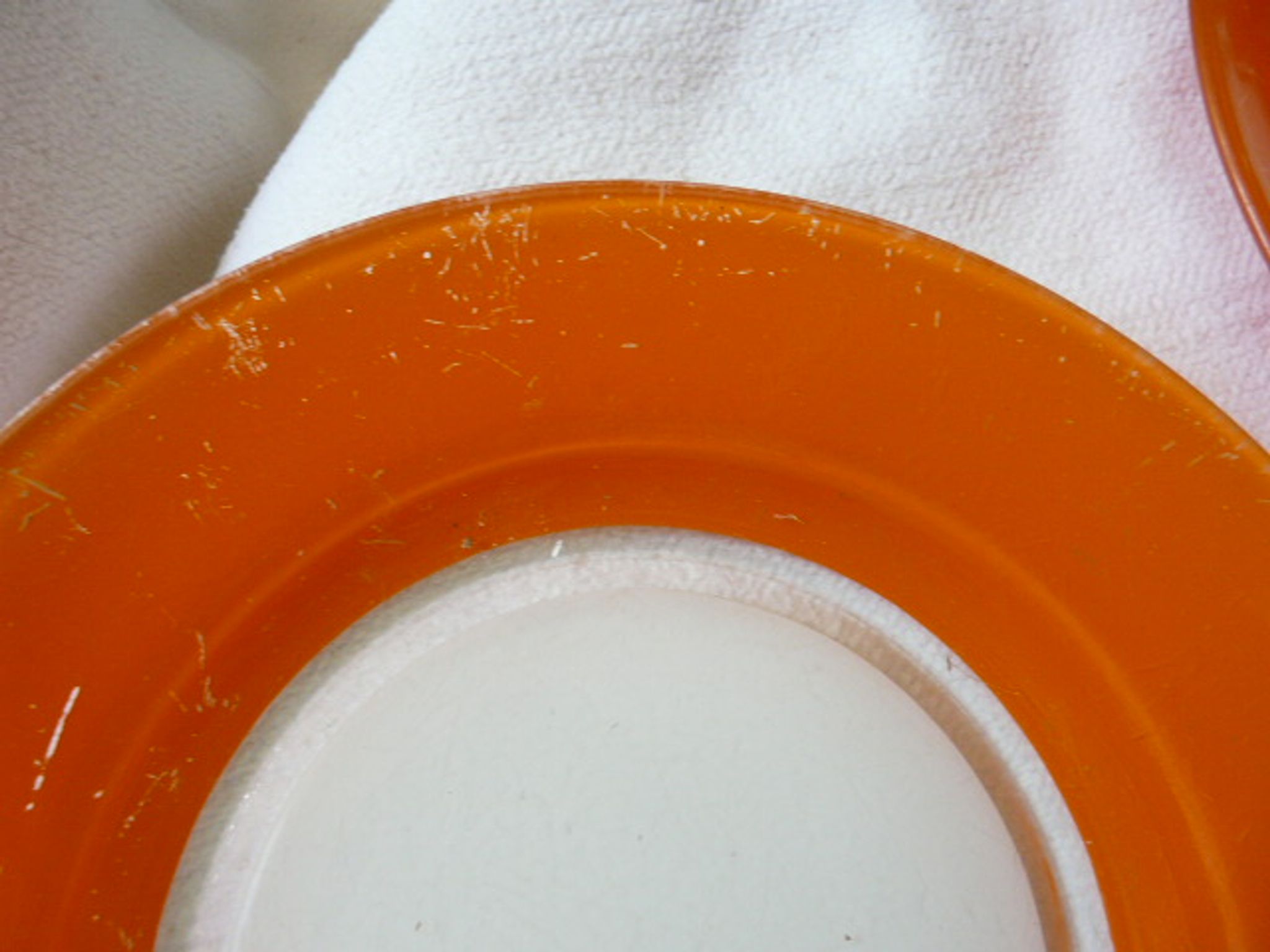 7 assiettes creuses verre Duralex