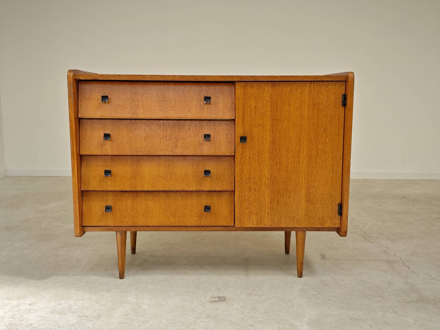Small sideboard with spindle legs, France 1960