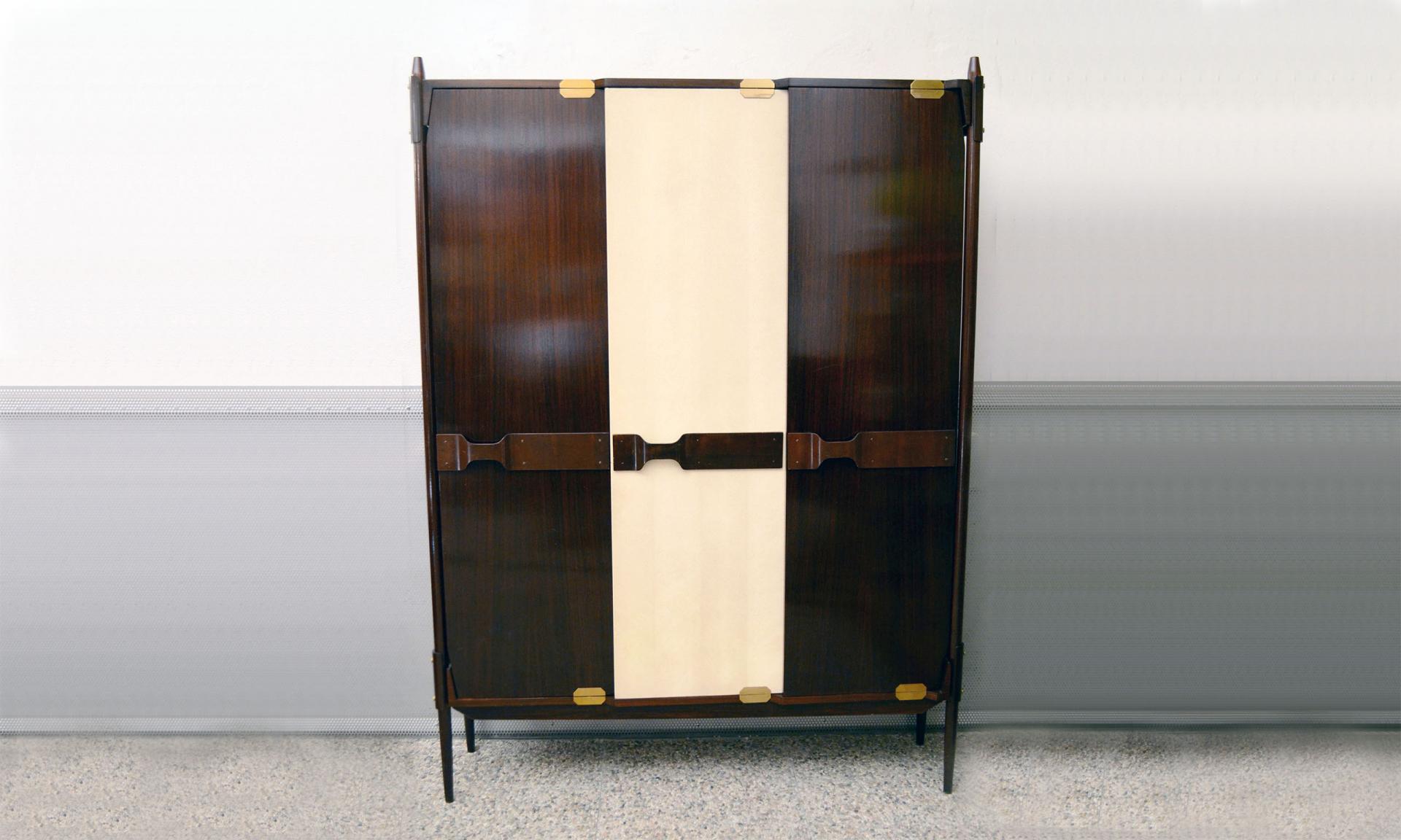 Armoire en bois, Italie, 1950