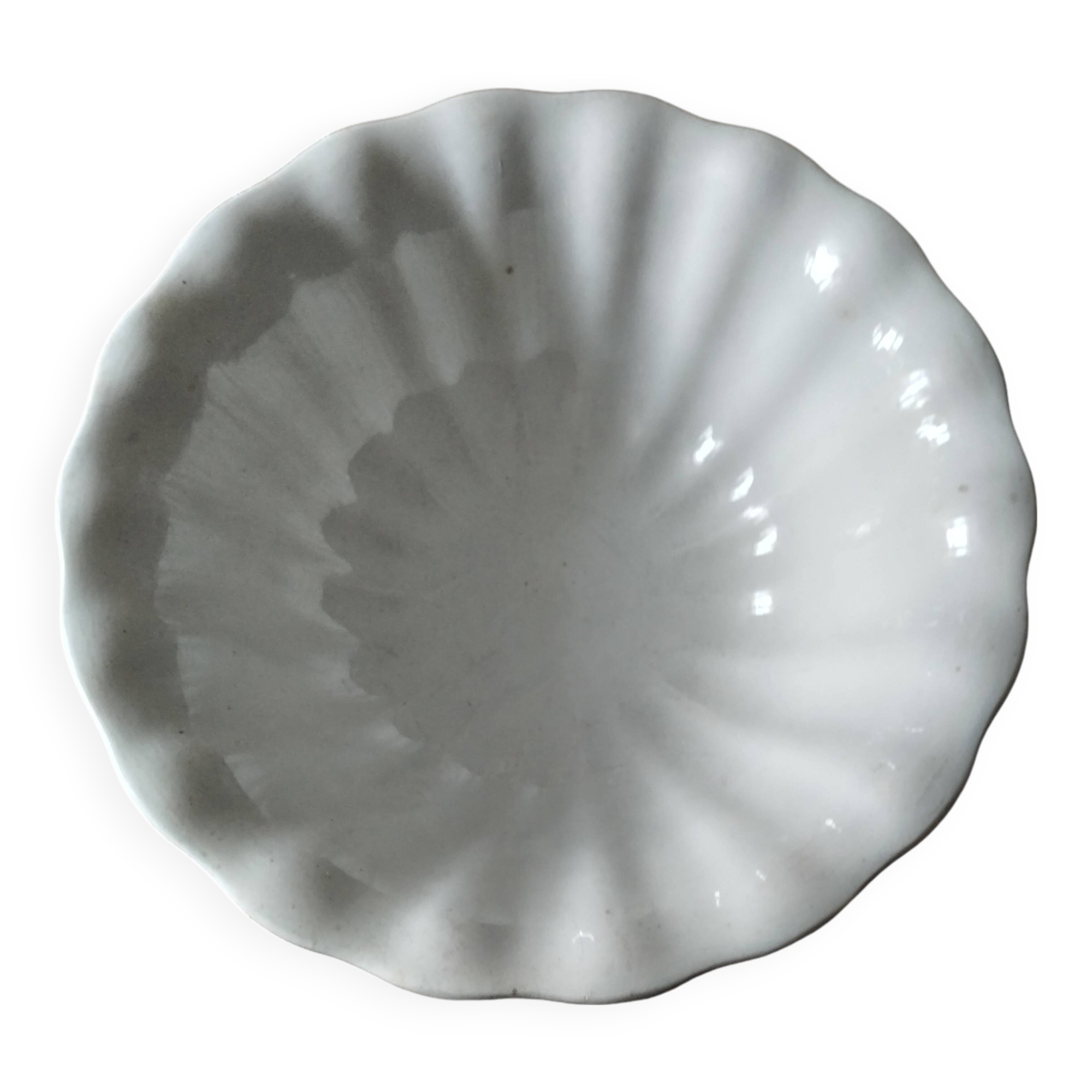 Very large Sarreguemines earthenware salad bowl, 19th century
