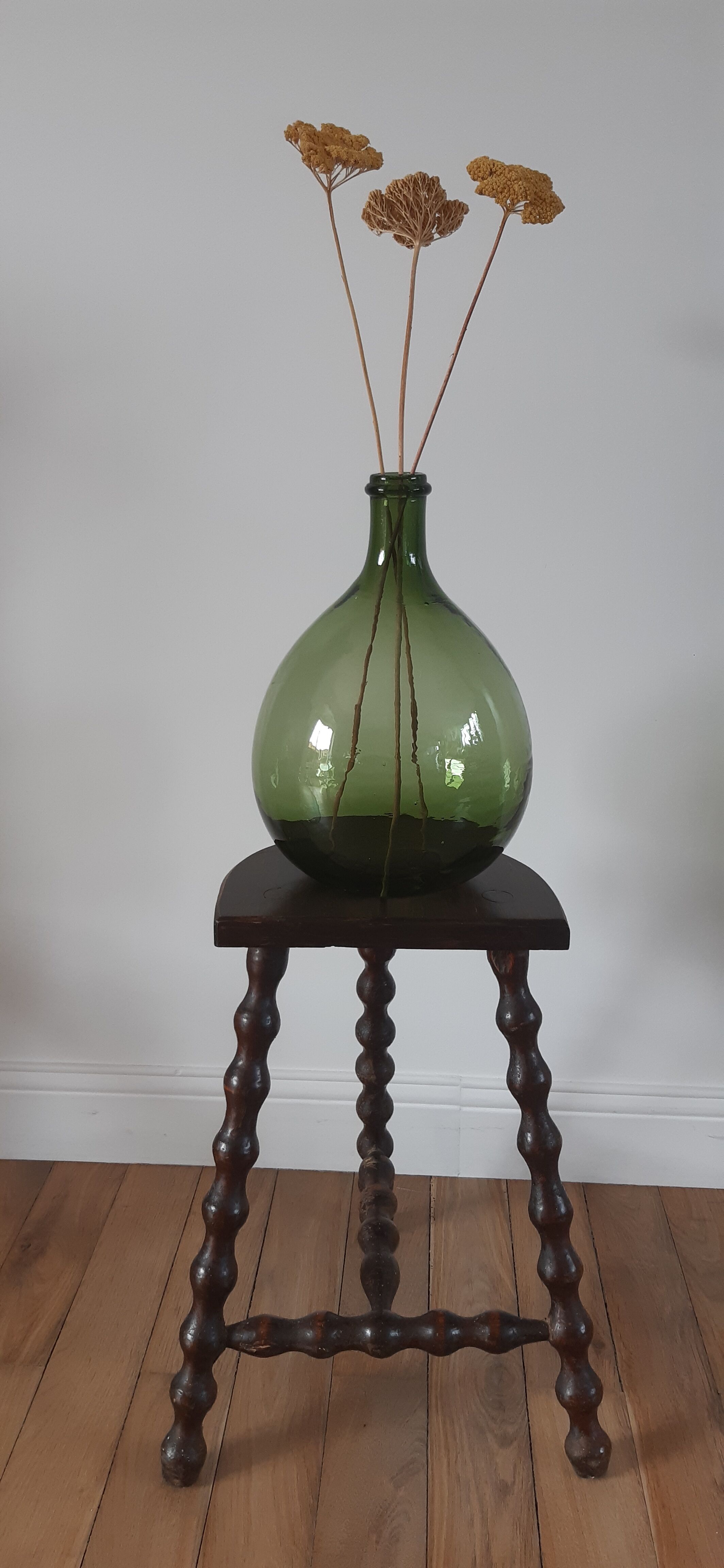 Stool vintage tripod wooden plant beaded feet