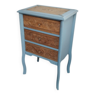 Petite commode bois sculpté