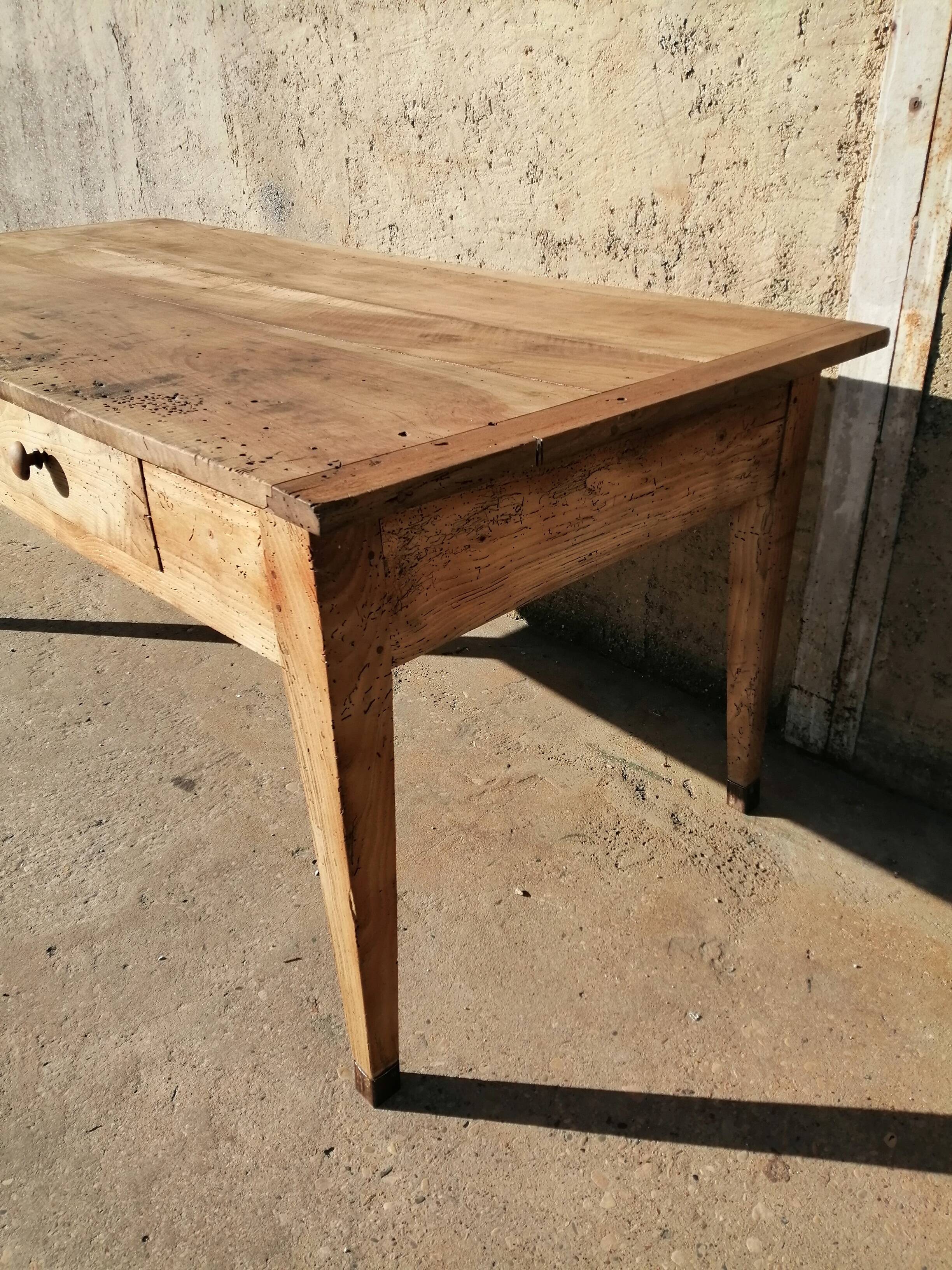 2-drawer pine workshop table