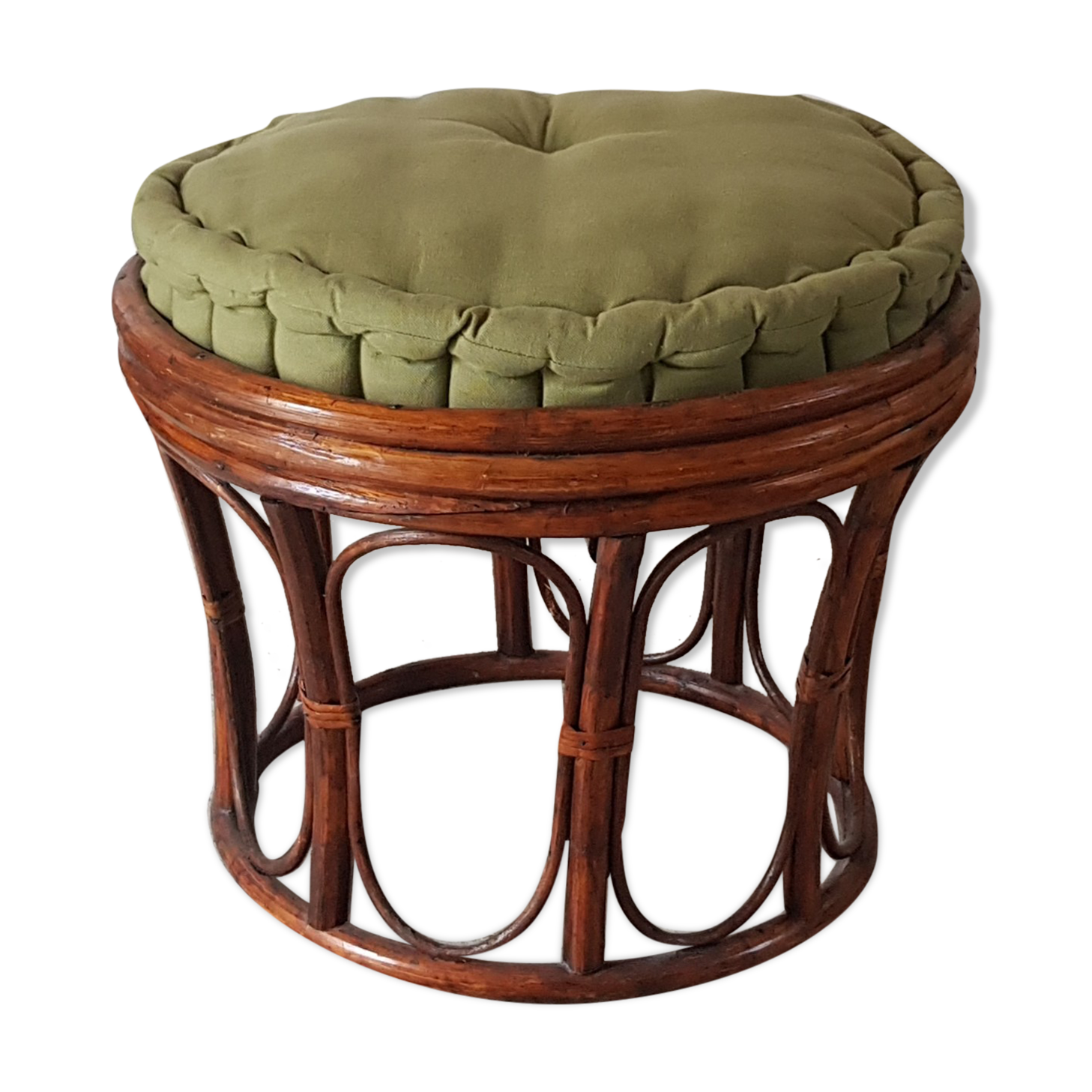 Rattan pouf with cousin