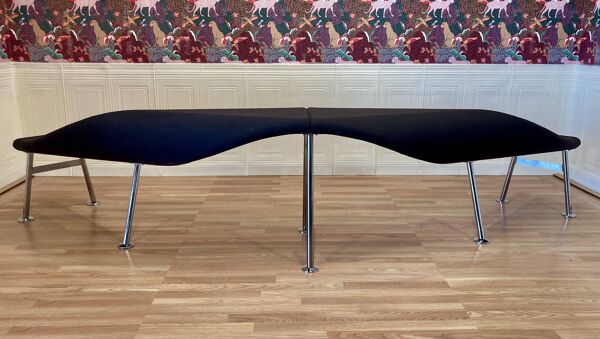 Gigantesque canapé 340 cm design scandinave.