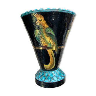 Monaco vase with decoration of parakeets and parrots