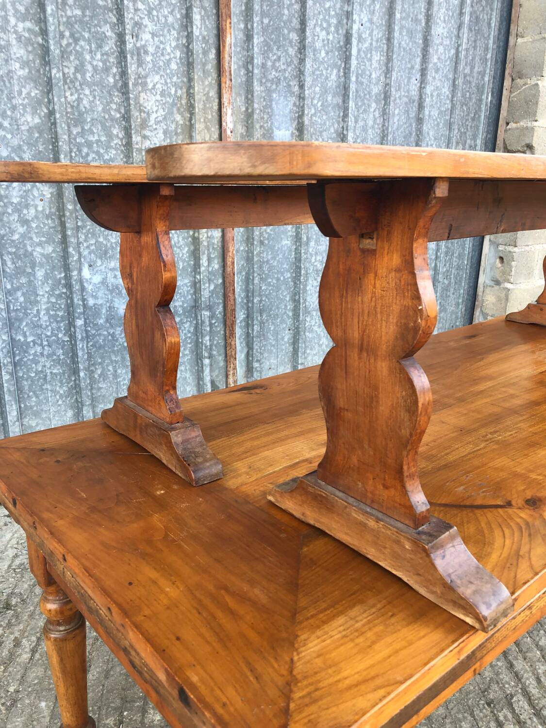 Antique farmhouse table in solid cherry wood with its 2 benches