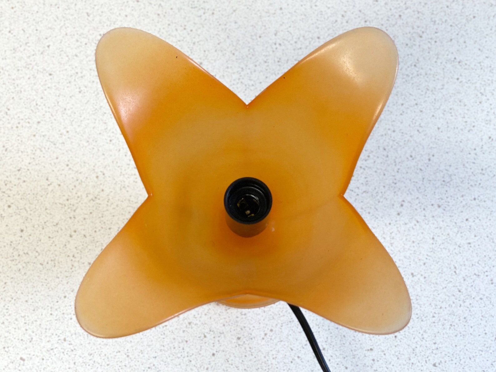 Vintage orange glass flower table lamp