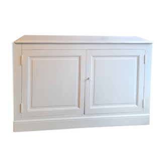 Vintage Parisian buffet-minded countertop