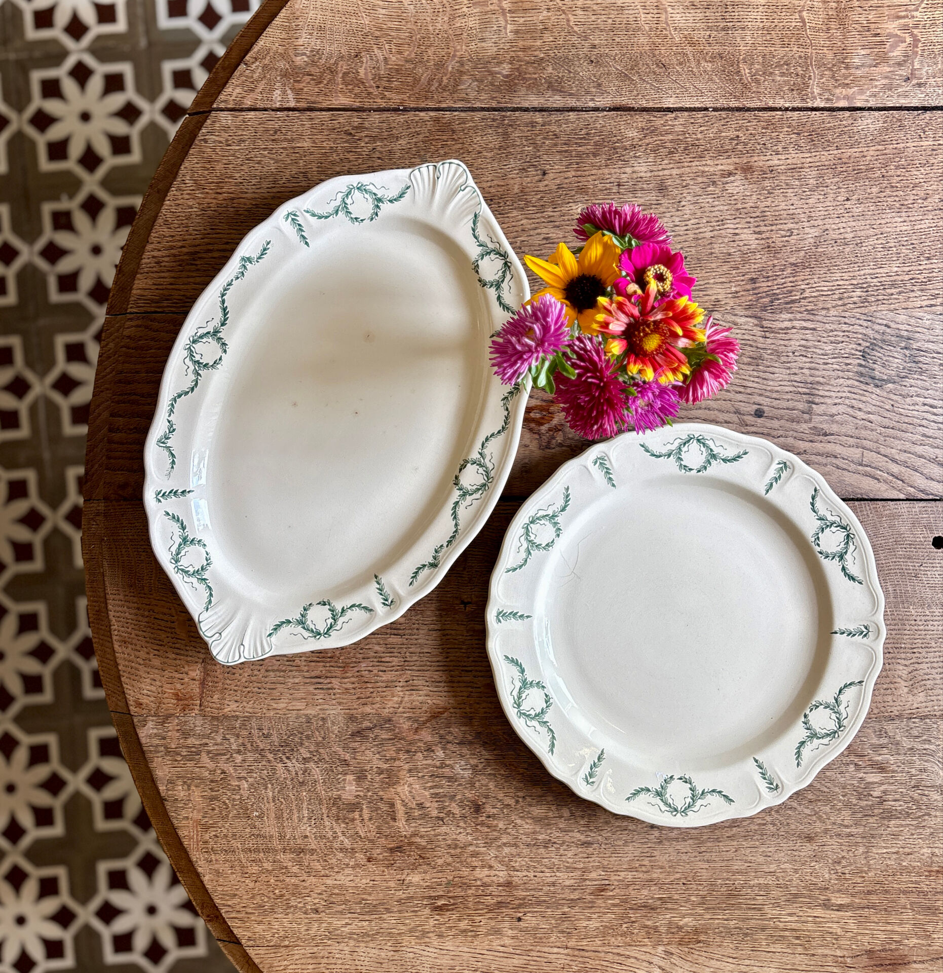 Set of 2 antique ironstone dishes - Villey de Longchamp