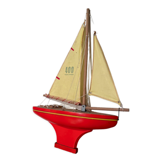 Voilier de bassin Tirot 400