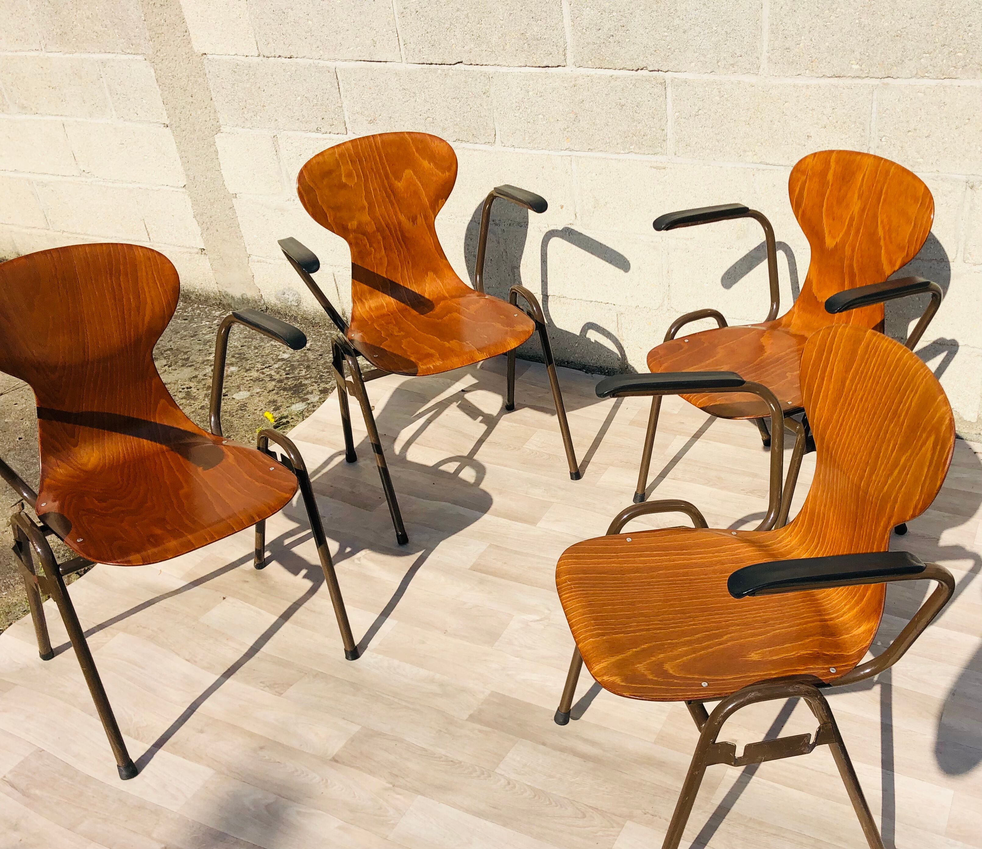 Lot de 4 Fauteuils/ Chaises Eromes Fourmi vintage