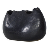 Sculptural vase by Keiko Yoshida from 1971 in black ceramic