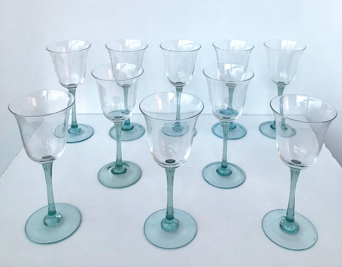 Set of 10 vintage walking glasses