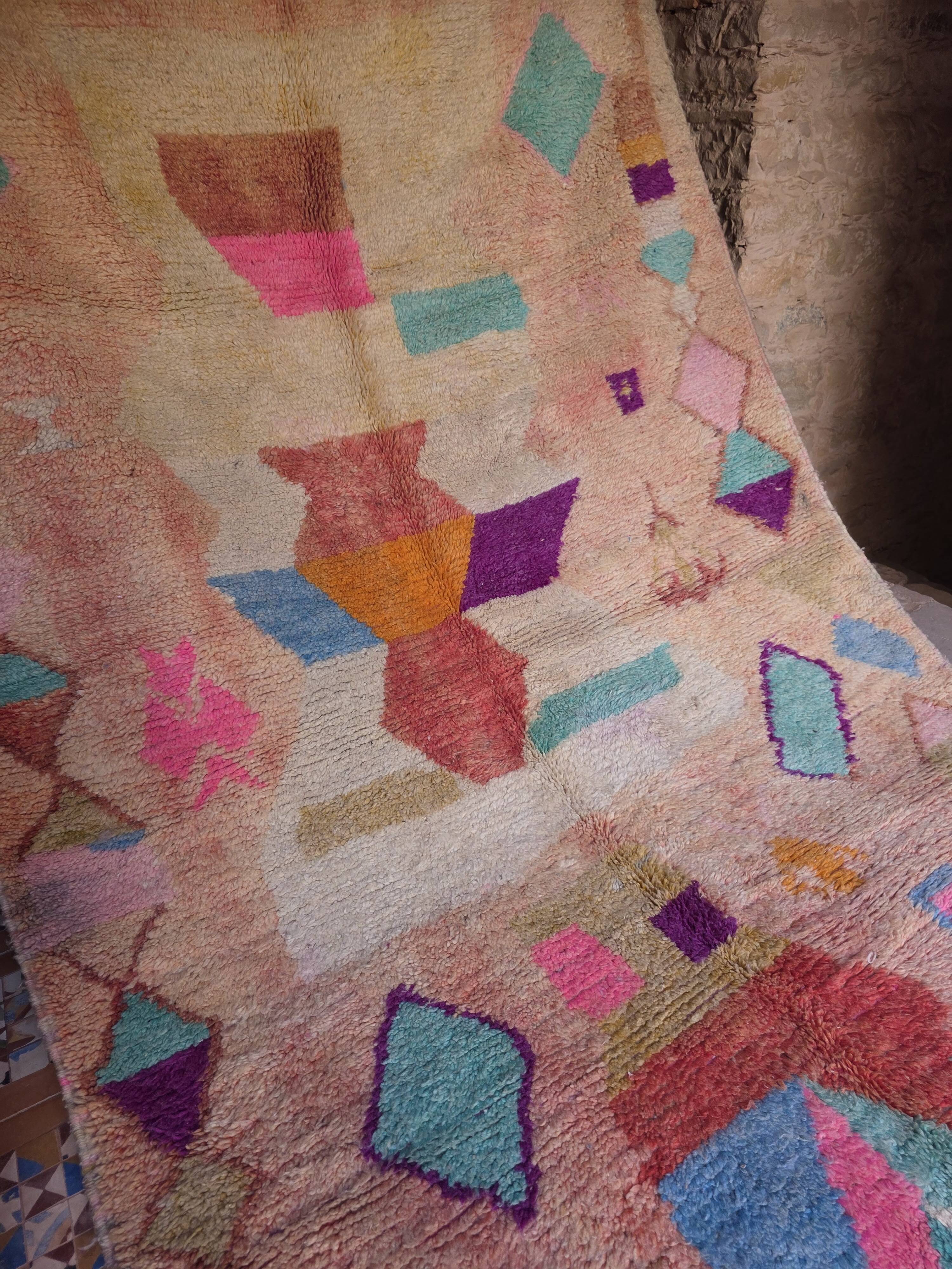 Tapis berbère de Boujaad couleurs pastel 260 x 160 cm