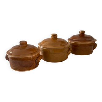 Sandstone pots