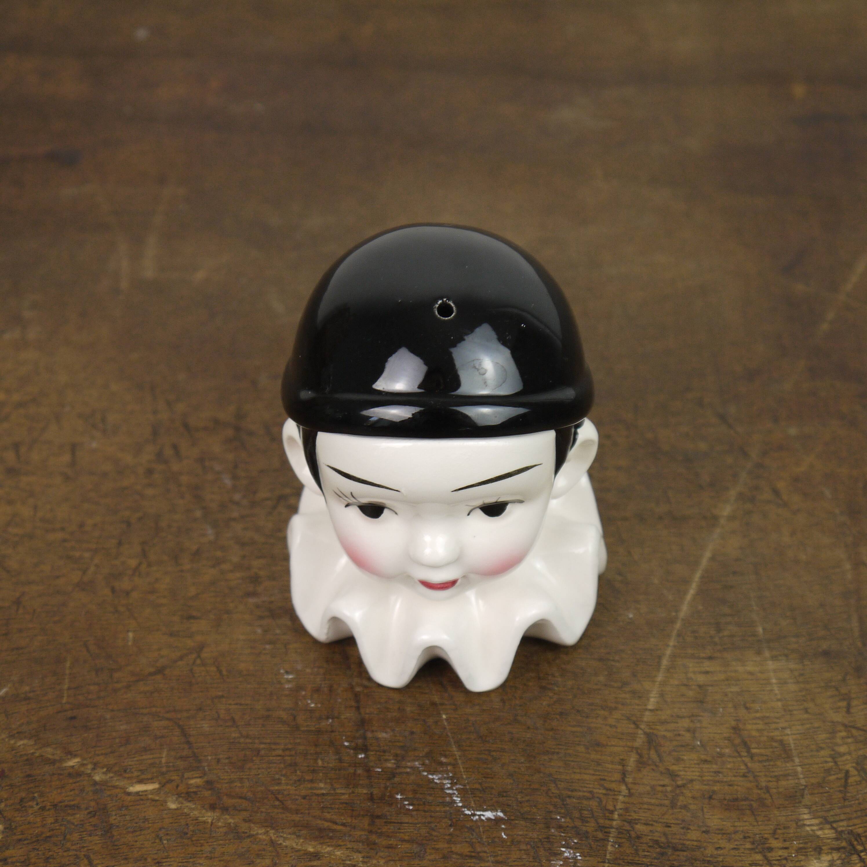 Pierrot salt shaker