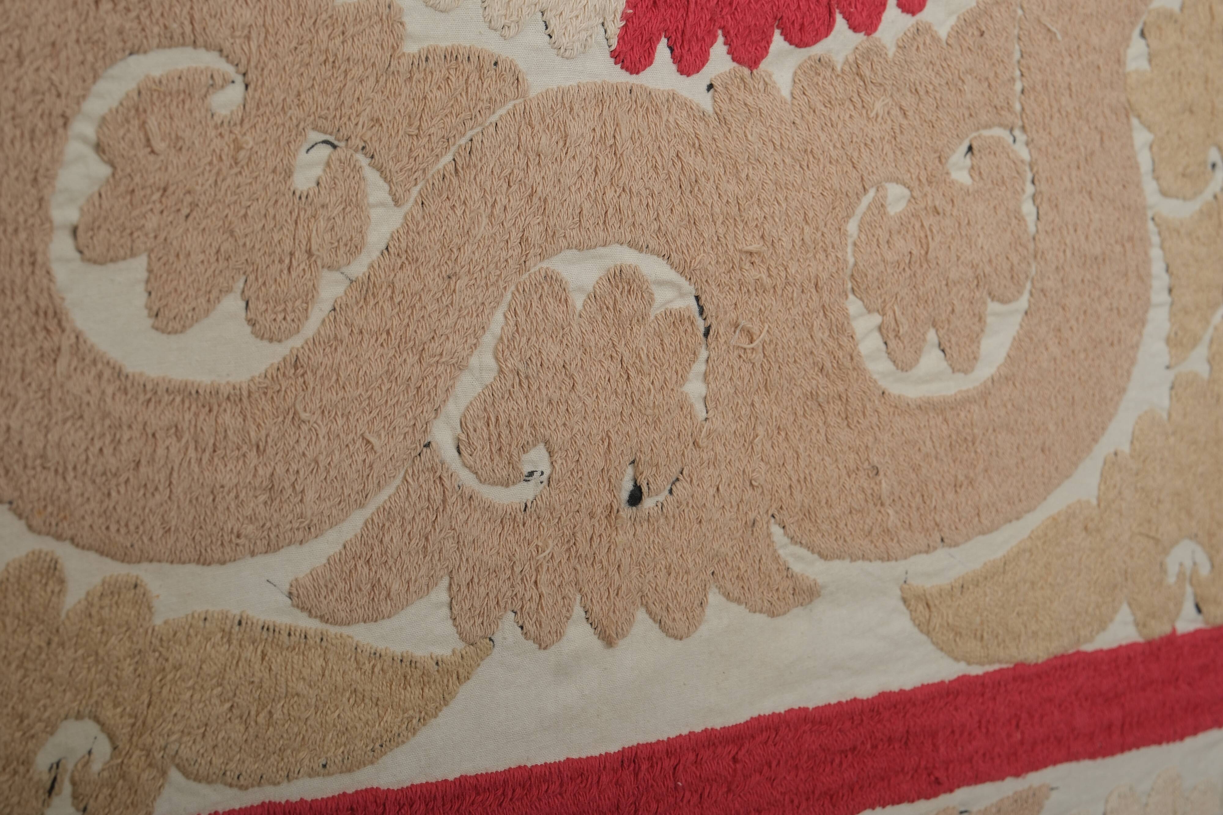 Hand knotted rug, vintage turkish rug 135x142 cm