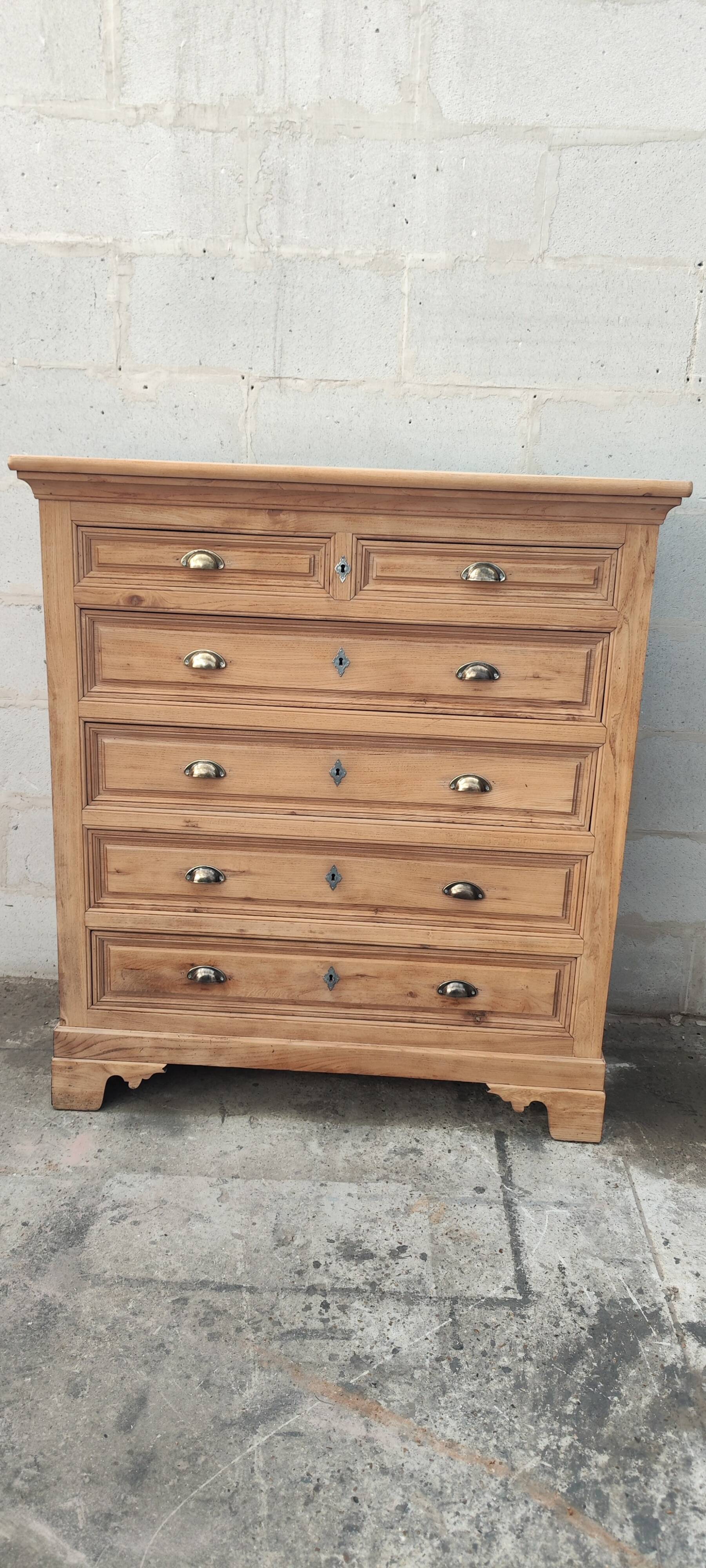 Old large elm chest of drawers with six drawers