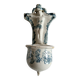 Ancien Bénitier en Faïence bleue et blanche Christ Croix