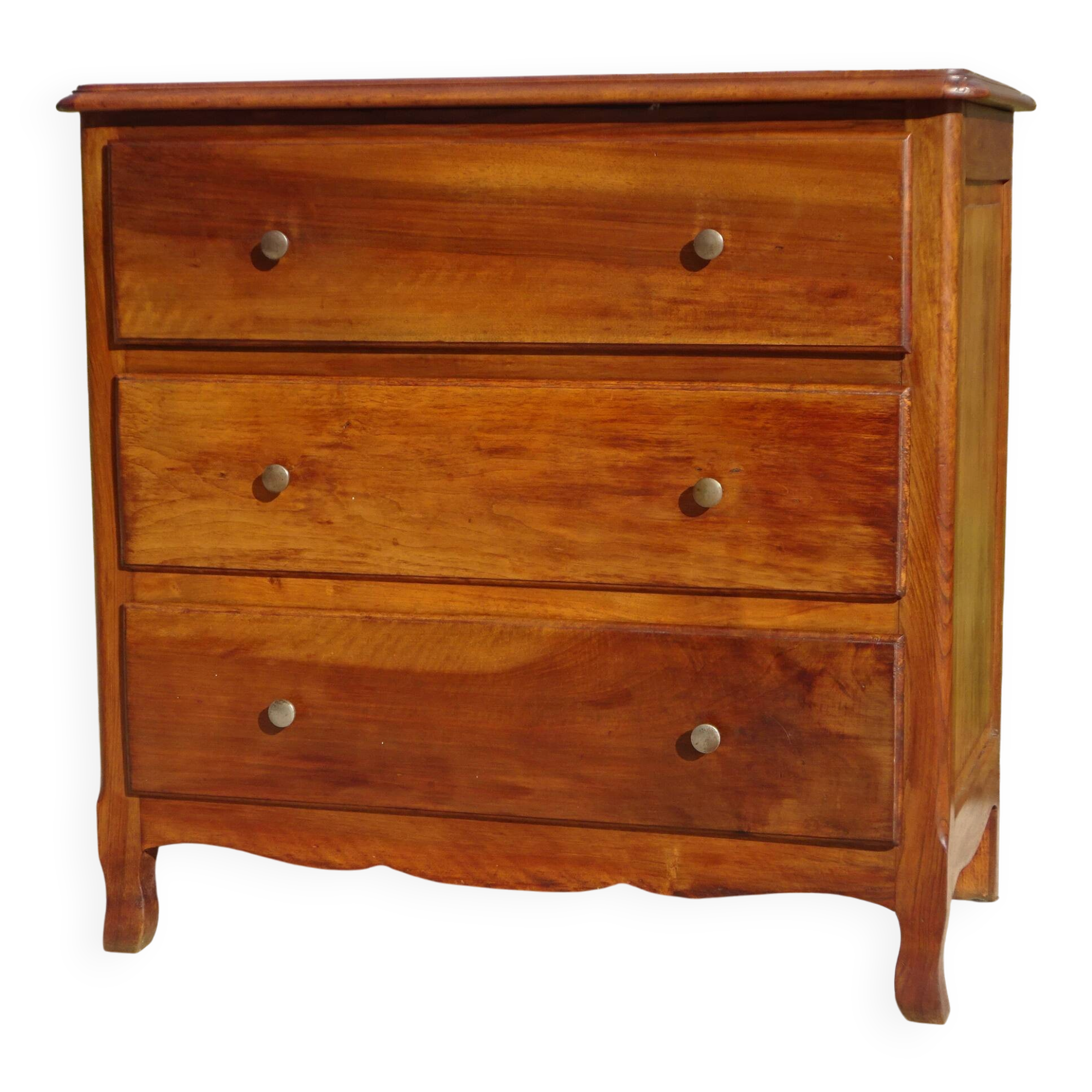 Simple walnut chest of drawers