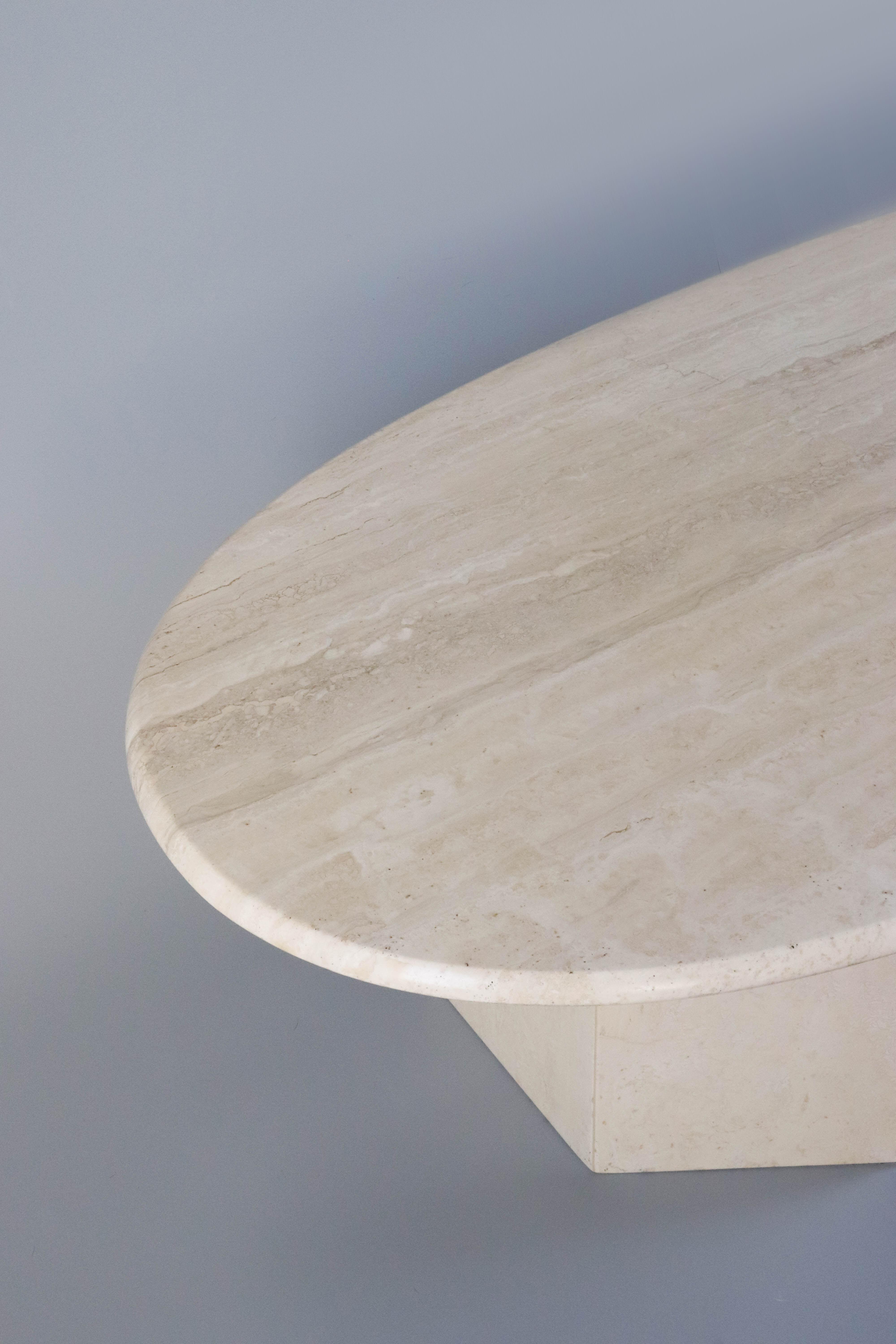 Table basse en travertin vintage