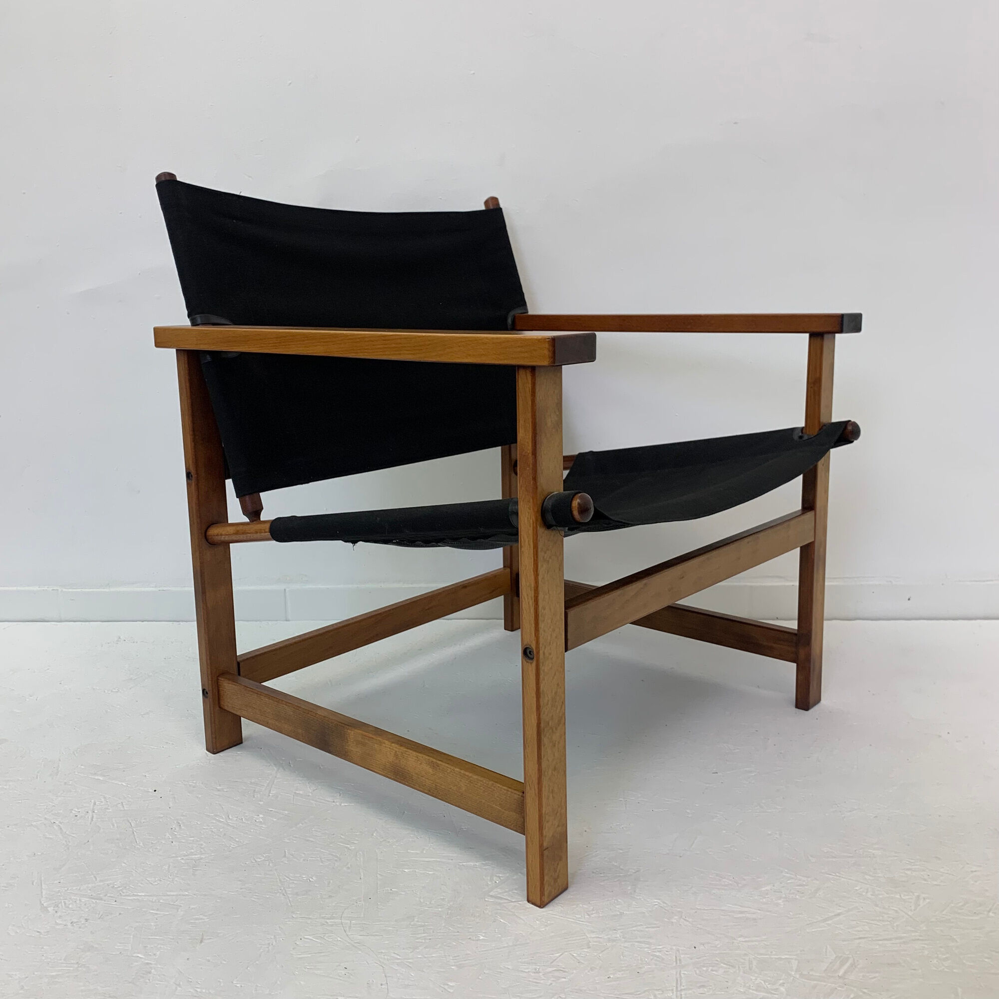 Mid-century desgn safari chair by Hyllinge Møbler Denmark , 1970’s