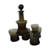 Carafe et cinq verres vintage
