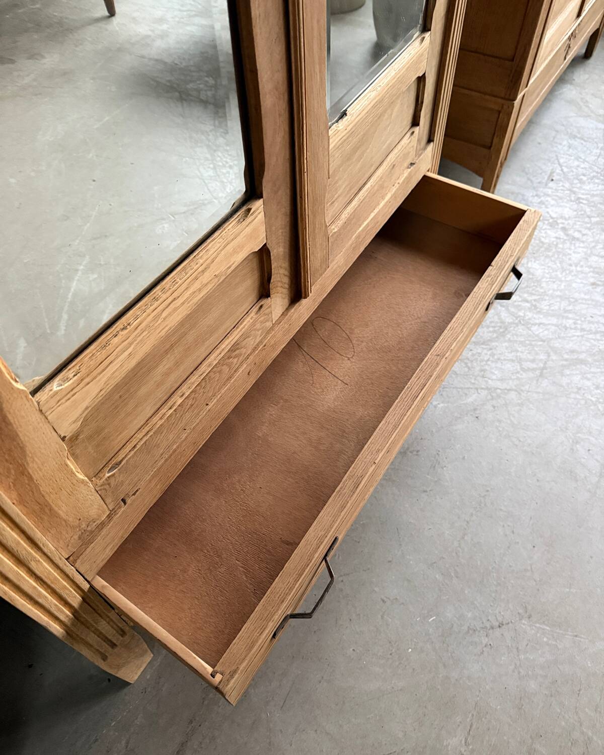 Art Deco oak wardrobe (renovated)