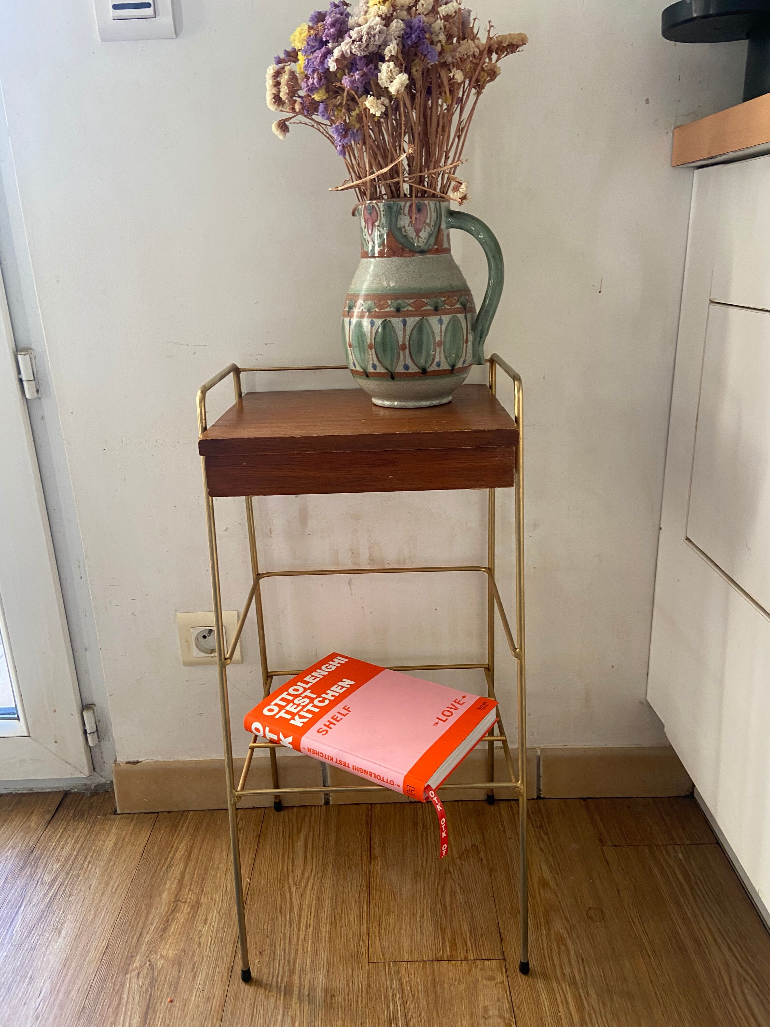 Vintage side table/bedside table