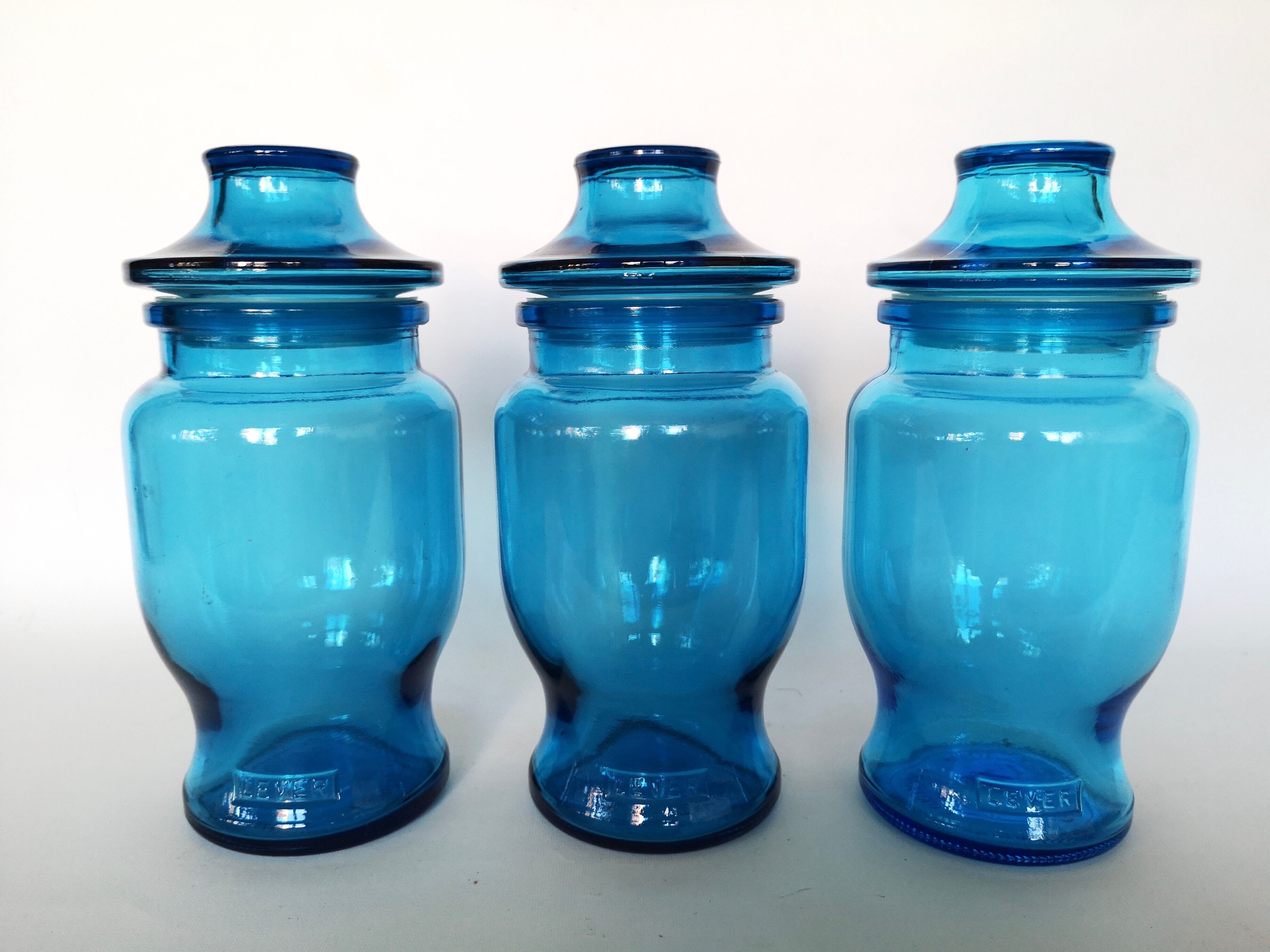 Ensemble de 6 bocaux en verre bleu