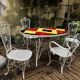 Tables et chaises jardin fer forgé blanc et mosaïque