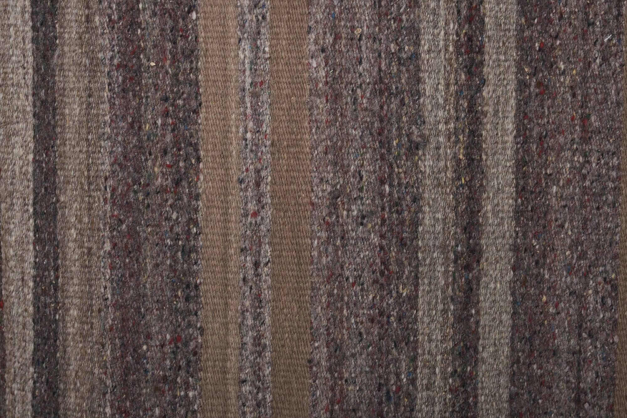 Vintage Turkish kilim, handwoven, 290x295 cm.