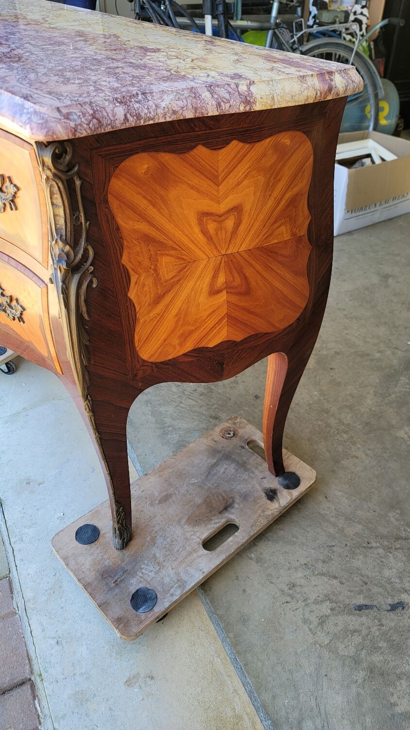 Louis XV style chest of drawers