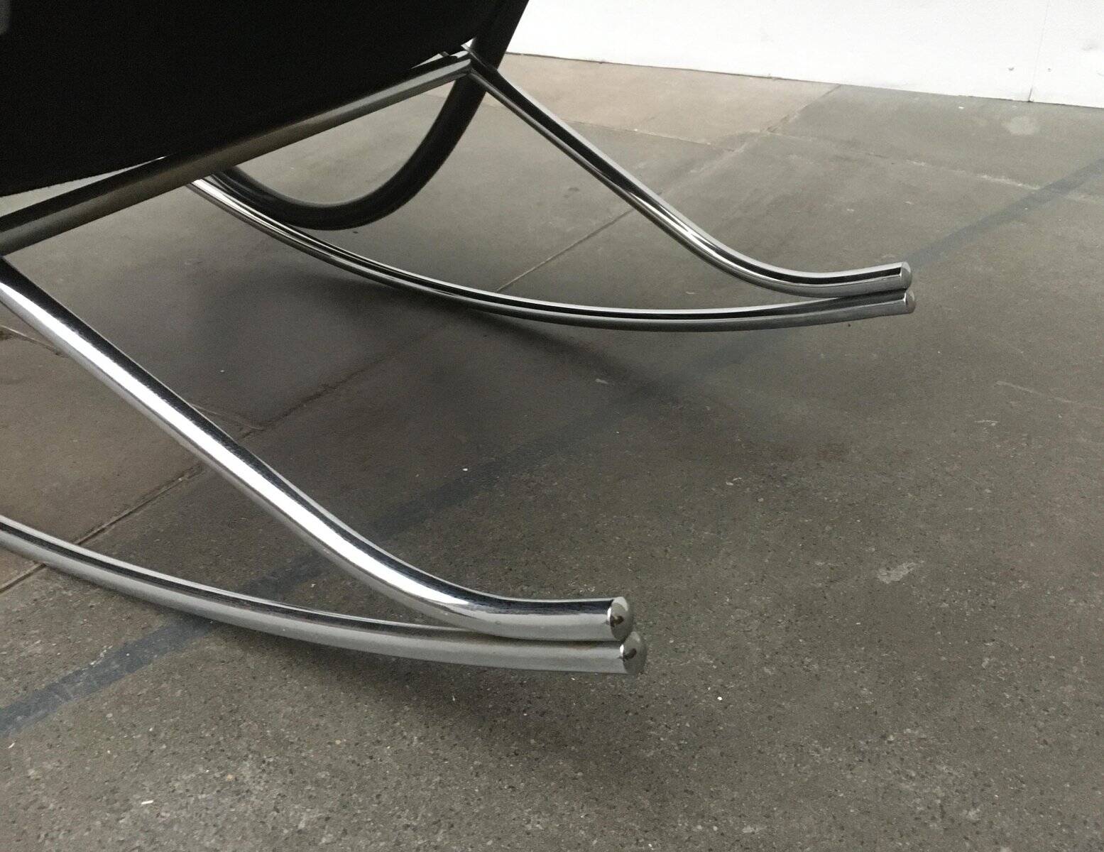 Chaise à bascule Vintage Swiss Nonna par Paul Tuttle pour Strässle
