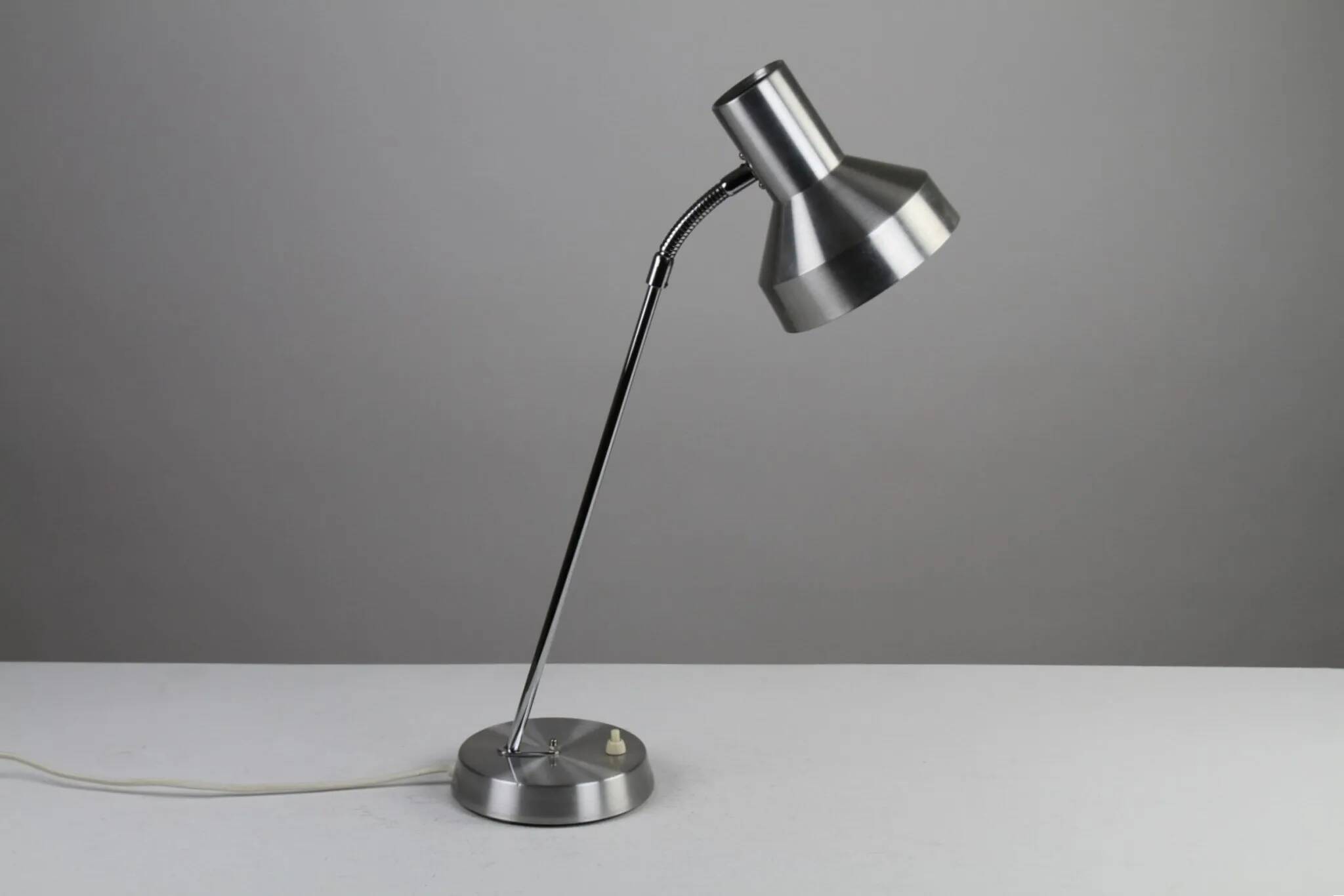 Eric Wärnå for EWÅ Armaturfabrik, Värnamo, Sweden — Model B-71 Desk Lamp, 1970s