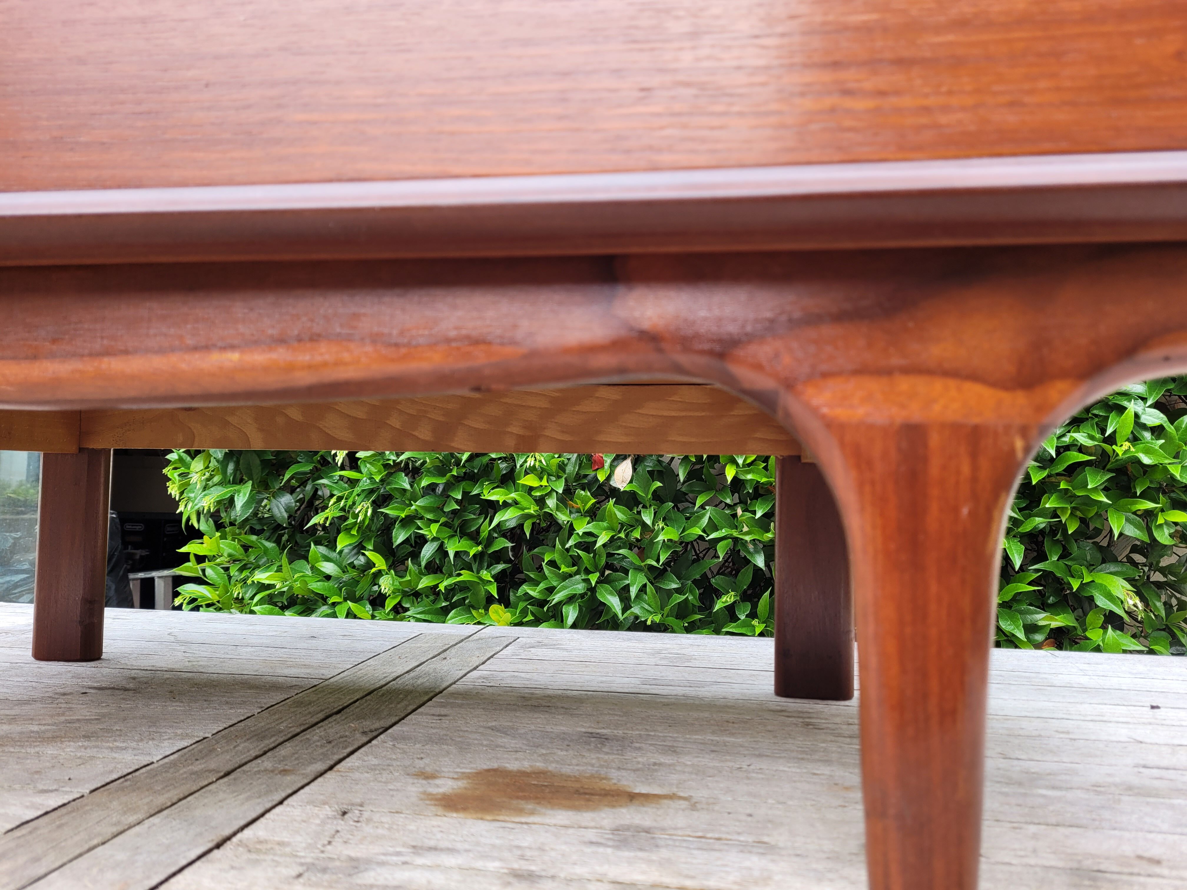 Vintage teak chest of drawers