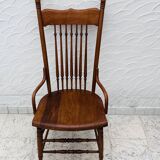 Vintage high chair from the 1960s in solid wood, chic country style.
