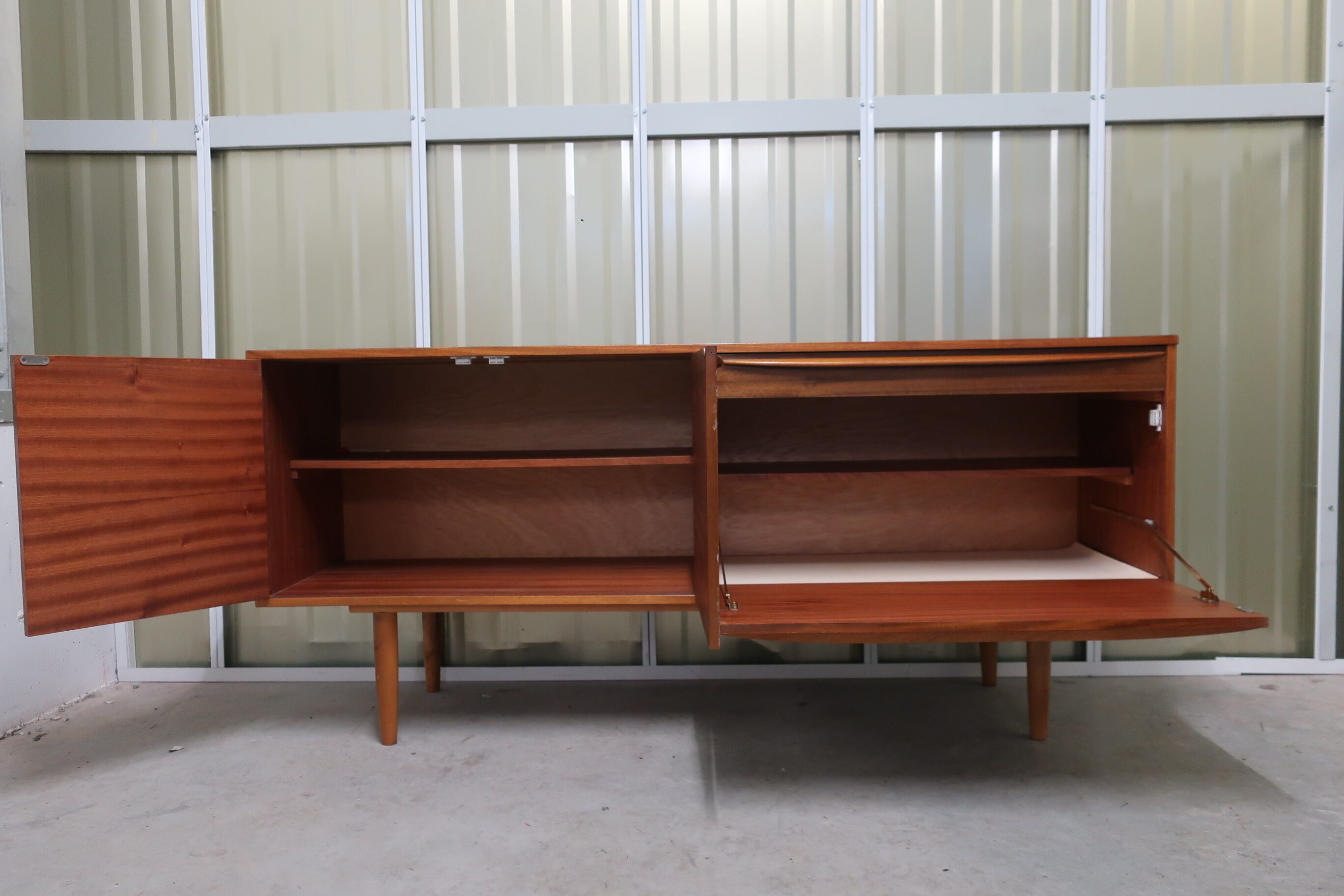 Teak thread of the 60s