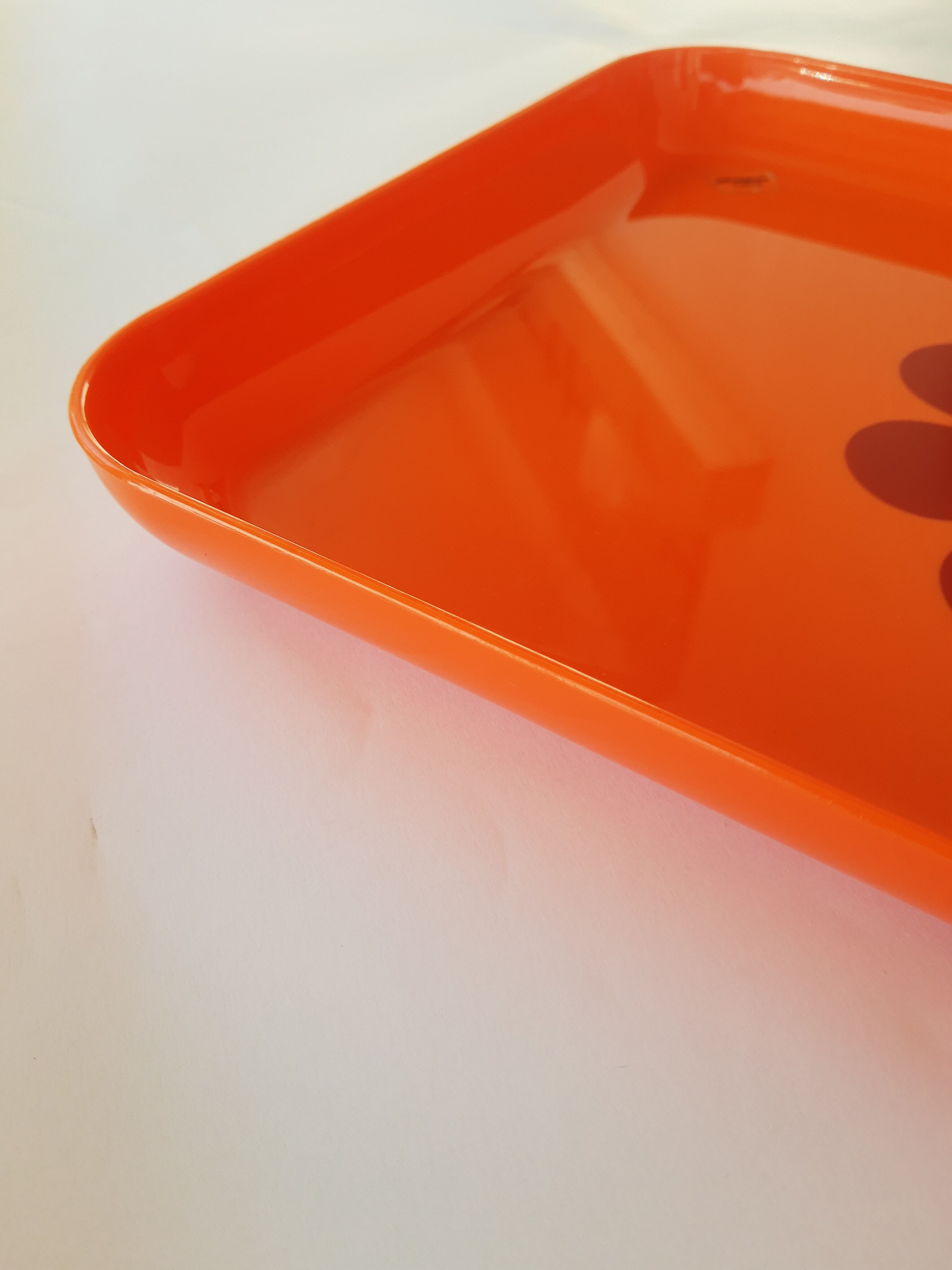 Orange plastic tray Altuglas injected flower seventies 70s vintage