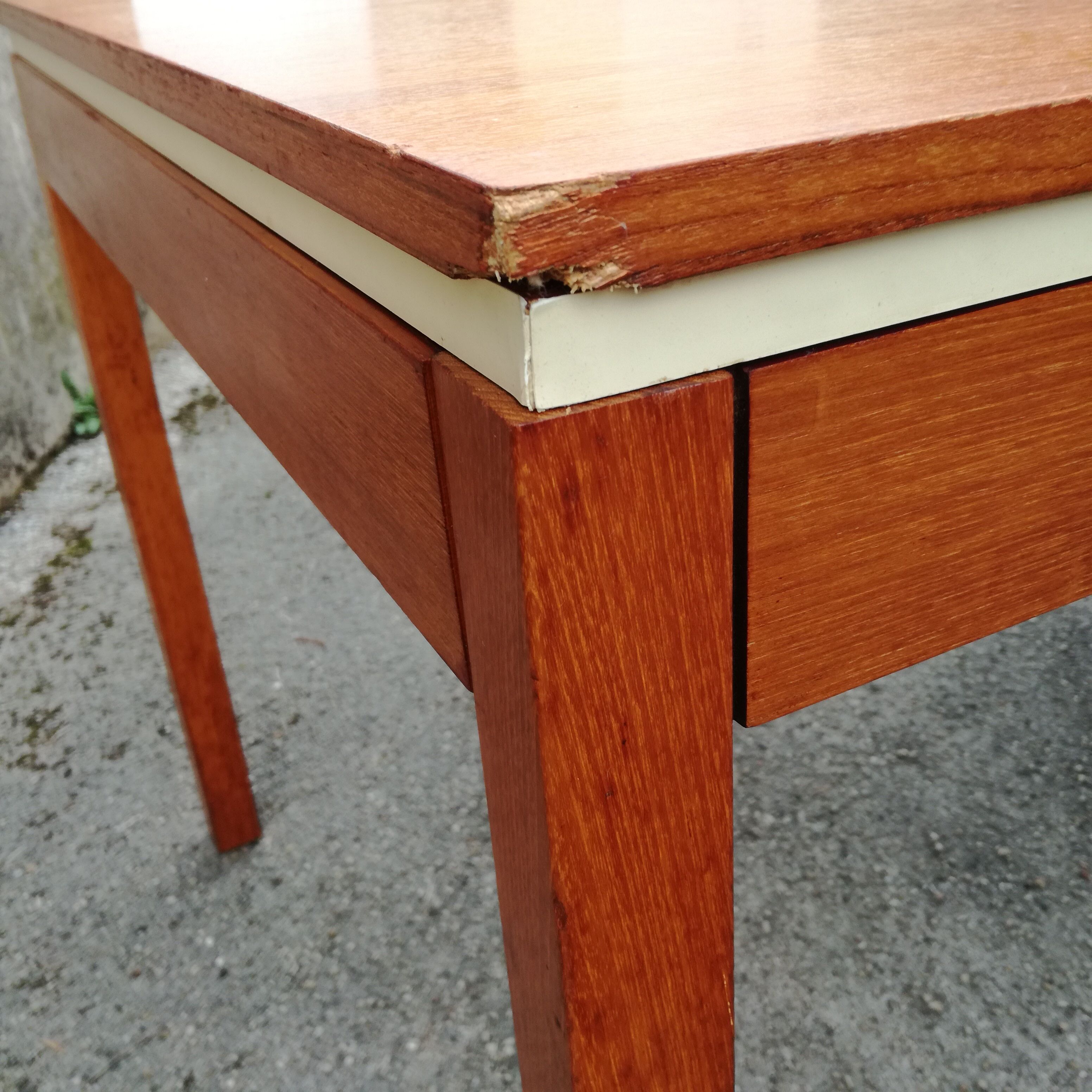 Table à repas rectangulaire 2m50