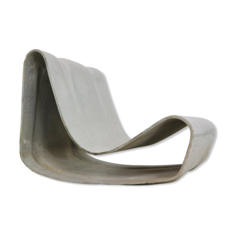 Willy Guhl Concrete "Loop" Chair for Eternit, Switzerland