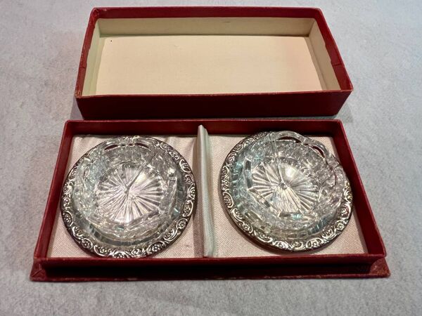Coffret sel et poivre en cristal et métal argenté