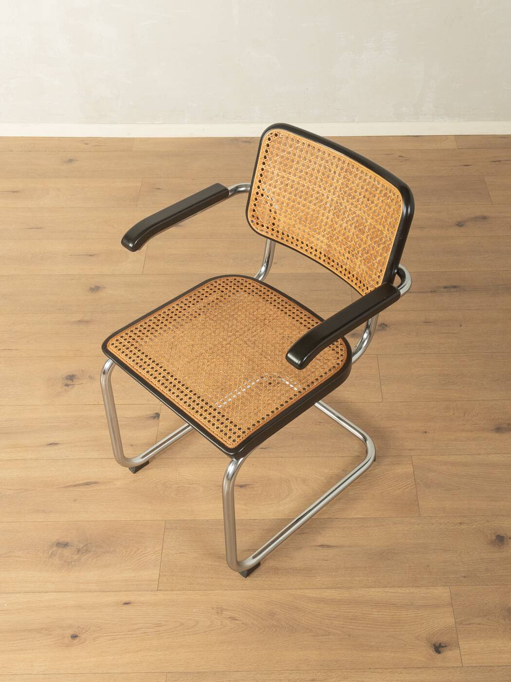Thonet | Marcel Breuer cantilever chair