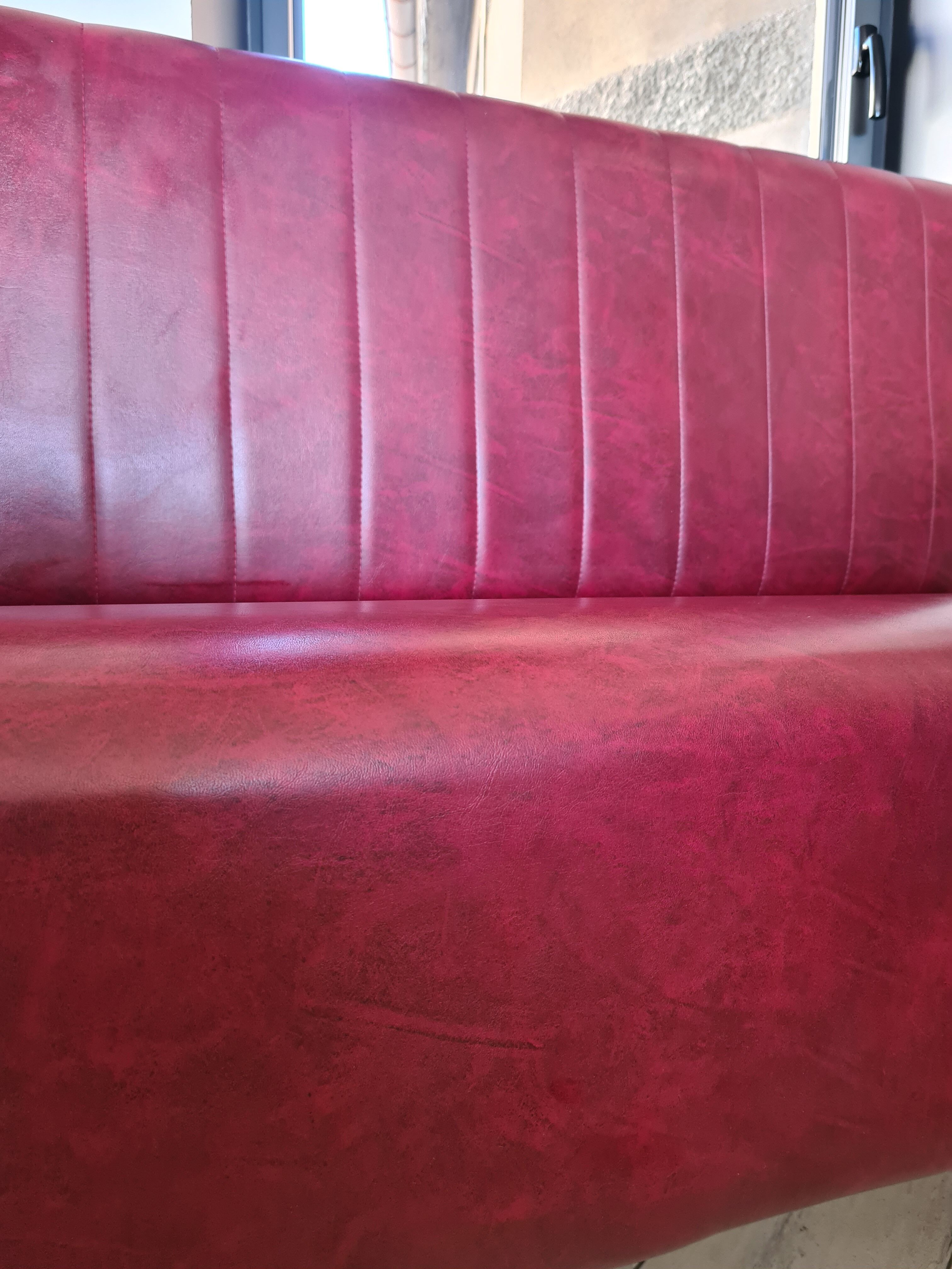 2 benches of bistro imitation leather