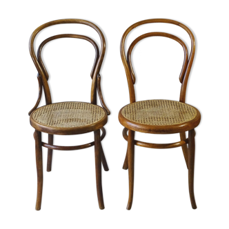Two bistro chairs N°14 cans, Ca 1900-false pair