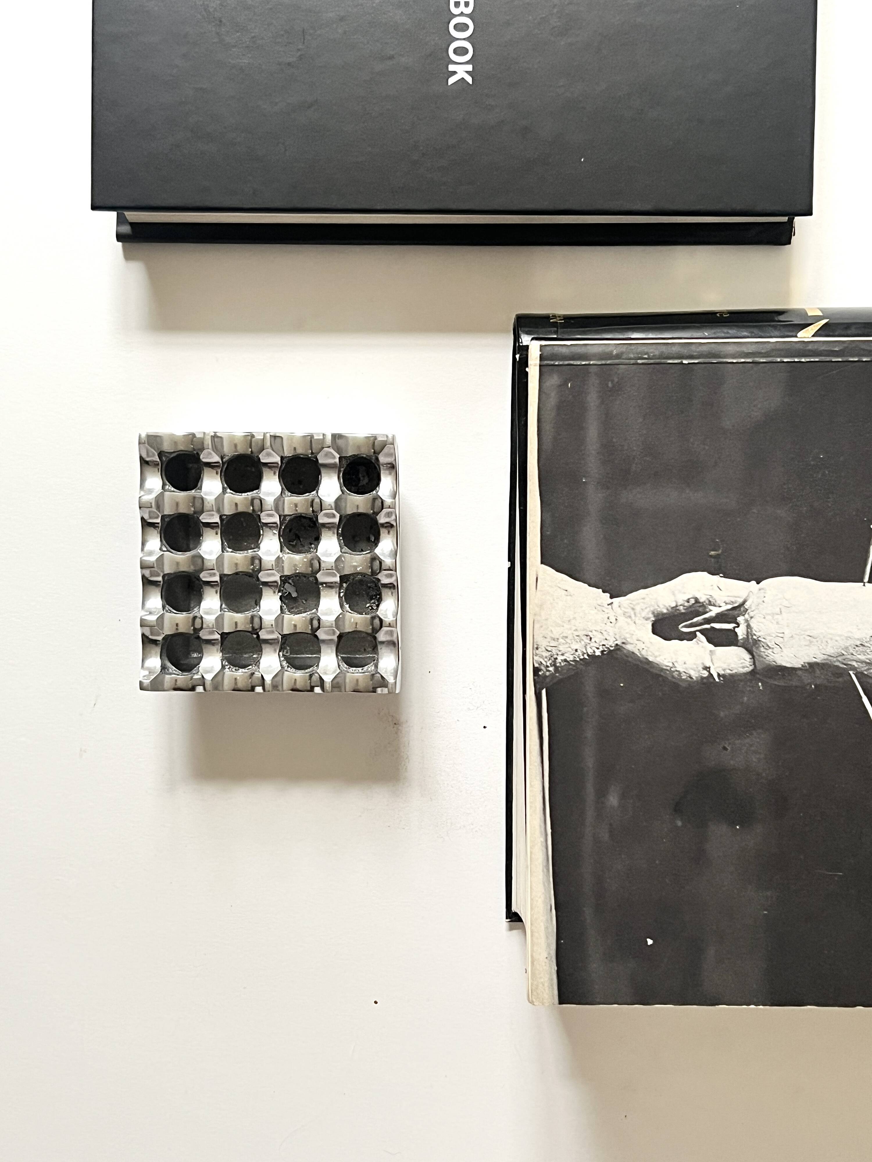 Mid-century chrome metal ashtray in the Ultima 15 style, 1970 design.