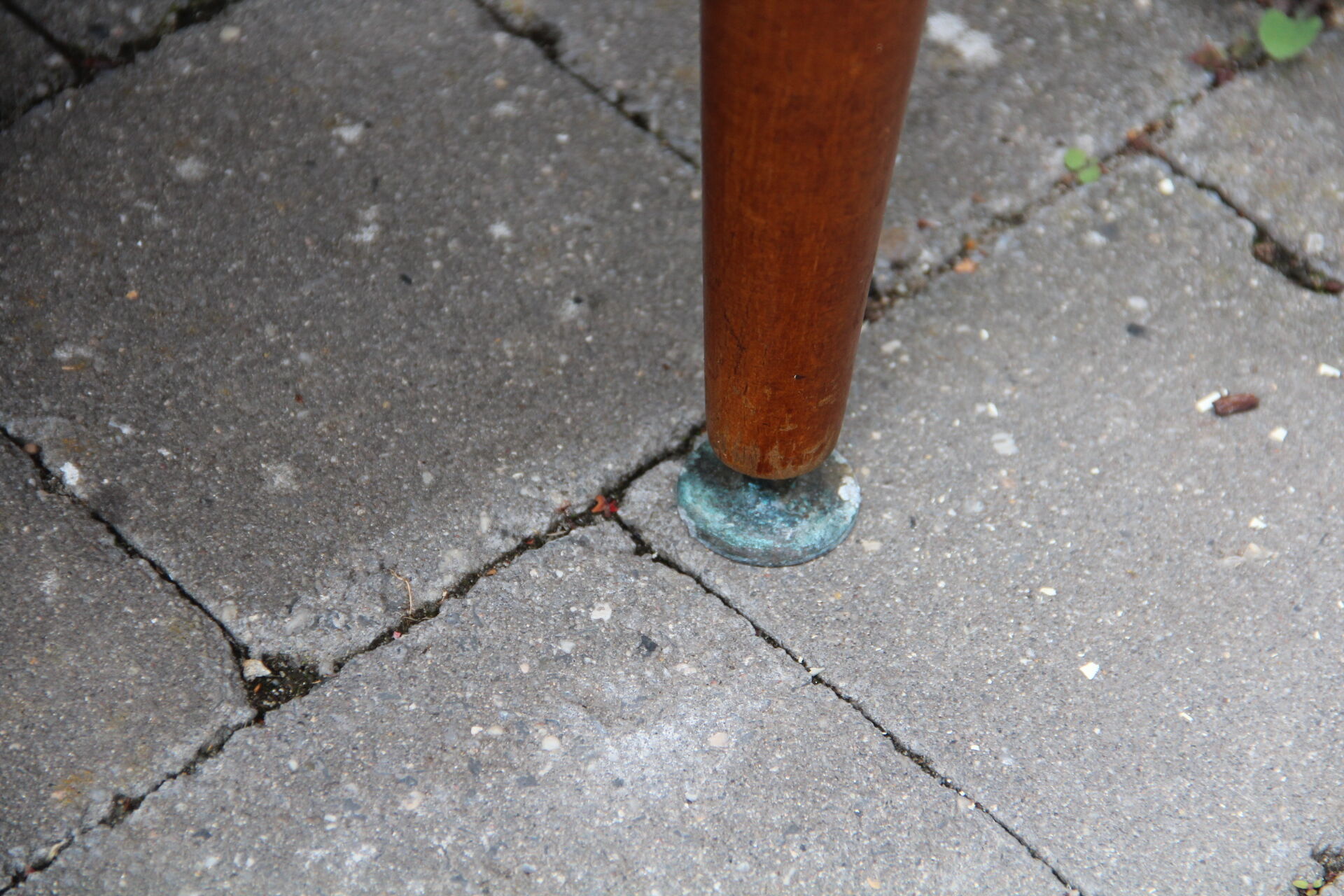 Large teak buffet thread