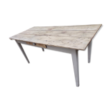 Farm table