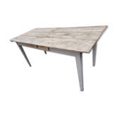 Farm table